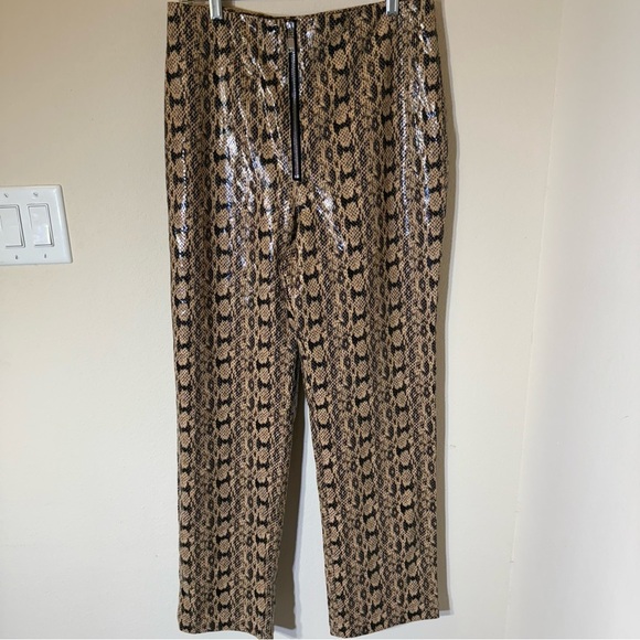 Danielle Bernstein Faux-Snakeskin Pants 14‎ - Picture 4 of 7